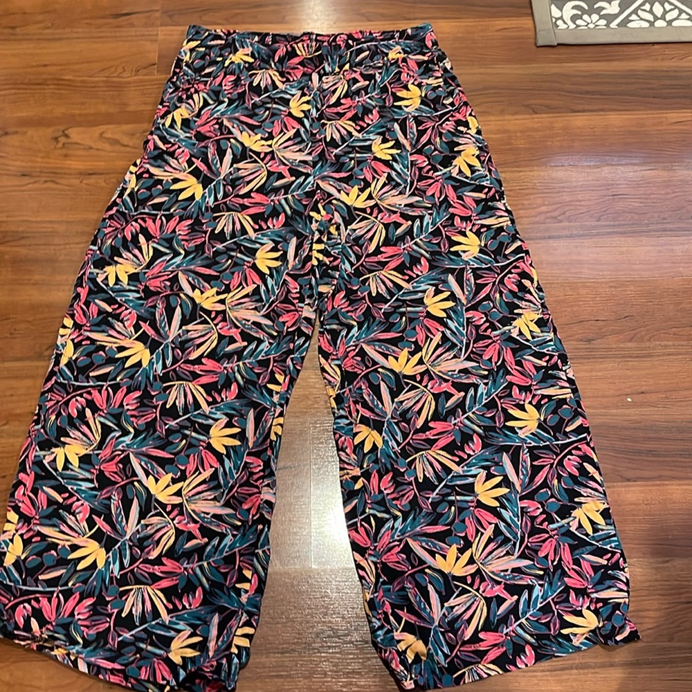 Flowy pants